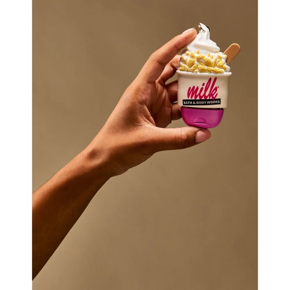 Bath Body Works Milk Bar Corn Flakes Soft Serve Sanitizer Pocketbac Holder NEW
